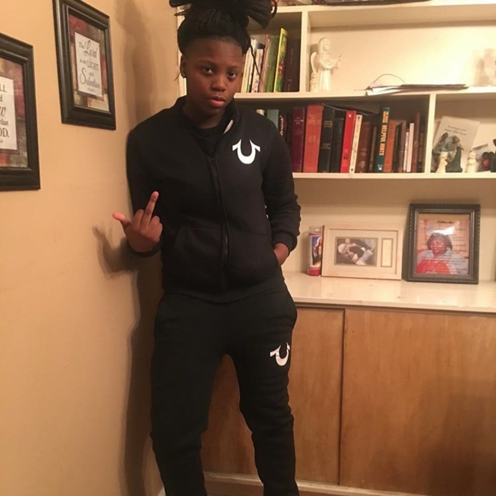 Meet your Posher, Gabby